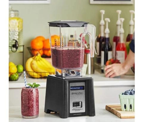 Blendtec C825C11E-A1GA1D - Connoisseur 825 Spacesaver Blender in