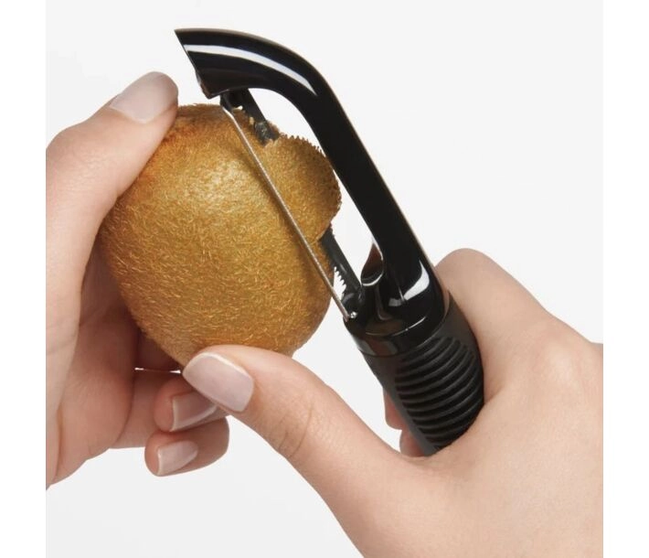 OXO Good Grips Serrated Peeler