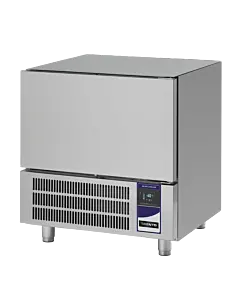 Trento 32" Countertop Blast Chiller & Freezer - 39 lb. - 5 Trays