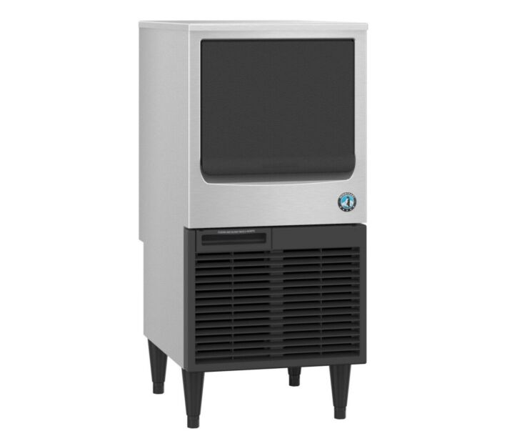 Hoshizaki KM-81BAJ 17 3/4" Air Cooled Undercounter Crescent Cube Ice Machine - 78 lb. - USA