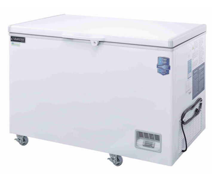 Dukers BD/BG-420 Commercial Solid Door Chest Freezer - 12.90 Cu. Ft. - USA