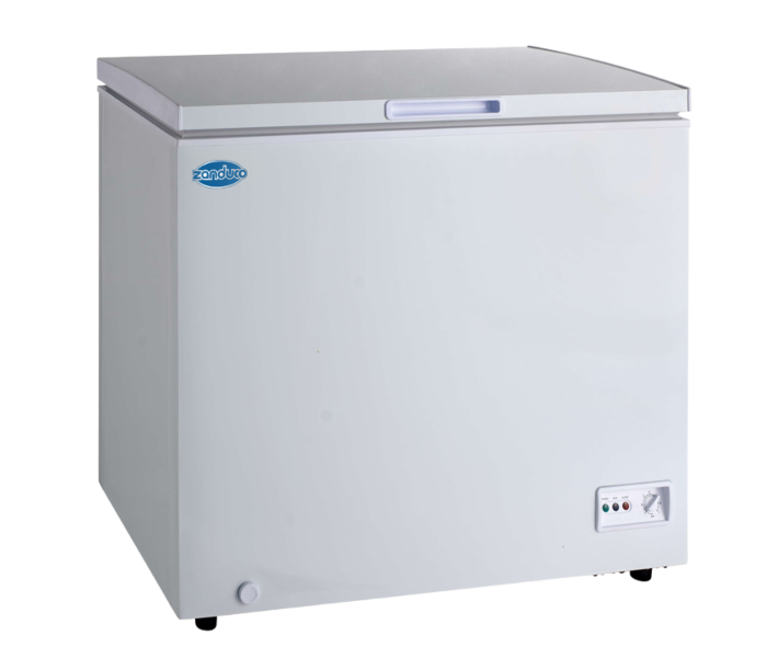 Zanduco 37" Chest Freezer with Solid Flat Top and 6.7 cu ft Capacity - 115V - CA