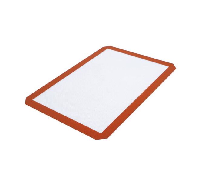 Omcan Half-Size Silicone Baking Mat - USA