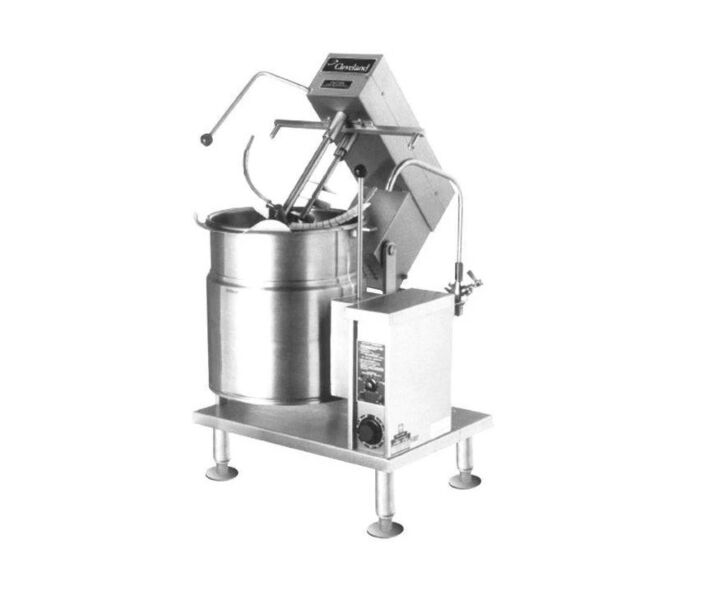 Cleveland MKET20T Floor Type Lever Tilt 2/3 Steam Jacketed Electric Kettle 20 Gallon /80 Liters - 208/240V - CA