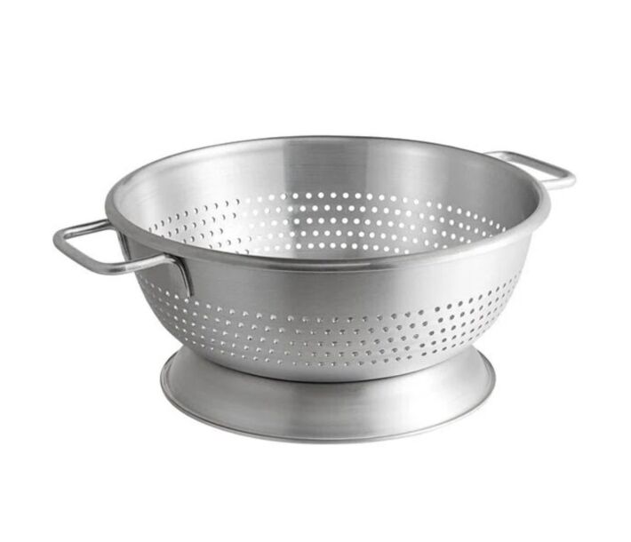 Vollrath 68298 11 Qt. Heavy-Duty Aluminum Colander with Base and Handles - CA